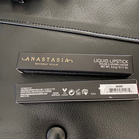 Anastasia Beverly Hills liquid lipstick...Dazed🔥 - Picture 2 of 6